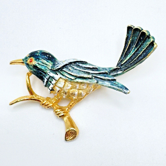Vintage Bird Brooch Gold Tone Green White Jay Perched On A Branch Gerrys 2" - Picture 1 of 7